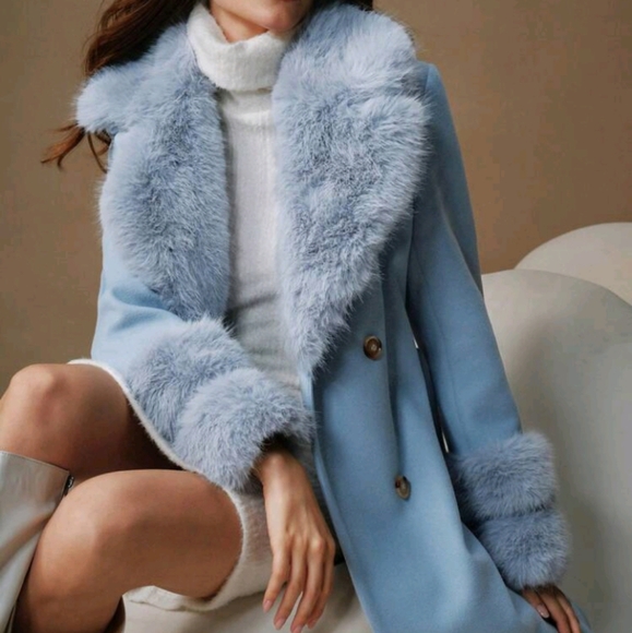 Women's Faux Fur Collar Thick Warm Belted Woolen Coat - Picture 1 of 8